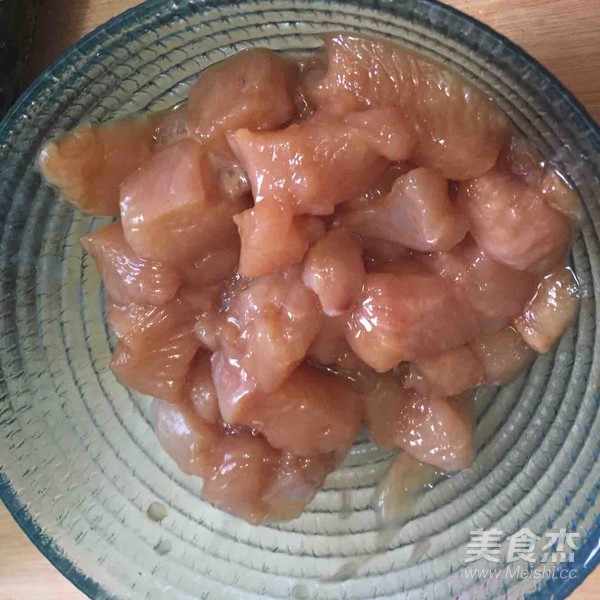 宮保雞丁的做法-酸甜味炒菜譜