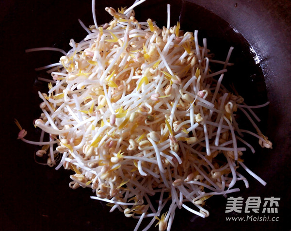 素炒豆芽的做法-家常味炒菜譜