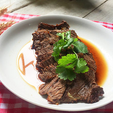 香鹵牛肉的做法-五香味鹵菜譜