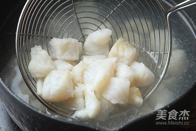龍利魚豆腐煲的做法-家常味煮菜譜-易網健康養生網 龍利魚豆腐煲的做法-家常味煮菜譜