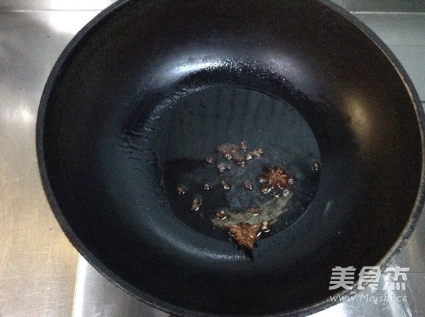 五花肉炒茄絲的做法-其它口味炒菜譜-易網健康養生網 五花肉炒茄絲的做法-其它口味炒菜譜