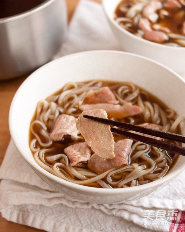 越南牛肉河粉的做法-咸鮮味其它工藝菜譜-易網(wǎng)健康養(yǎng)生網(wǎng) 越南牛肉河粉的做法-咸鮮味其它工藝菜譜