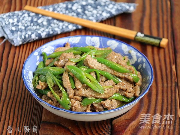 蠔油杭椒牛肉的做法-咸鮮味炒菜譜-易網健康養生網 蠔油杭椒牛肉的做法-咸鮮味炒菜譜