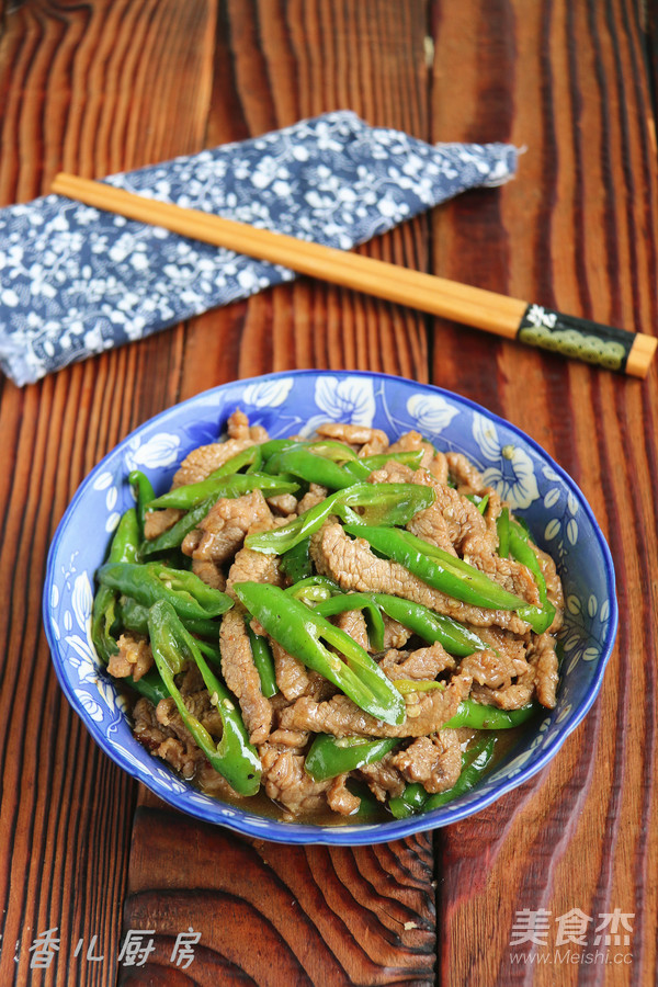 蠔油杭椒牛肉的做法-咸鮮味炒菜譜-易網健康養生網 蠔油杭椒牛肉的做法-咸鮮味炒菜譜