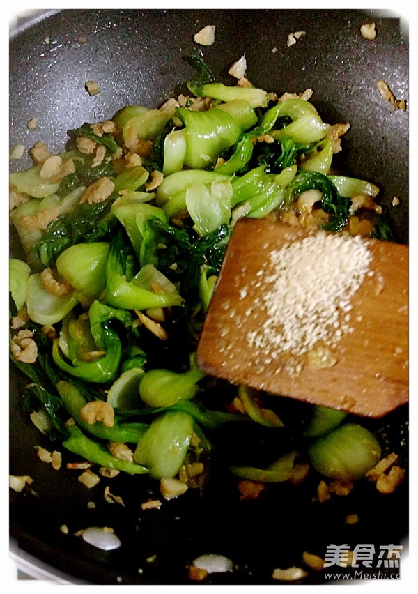 海米炒油菜的做法-咸鮮味炒菜譜-易網健康養生網 海米炒油菜的做法-咸鮮味炒菜譜