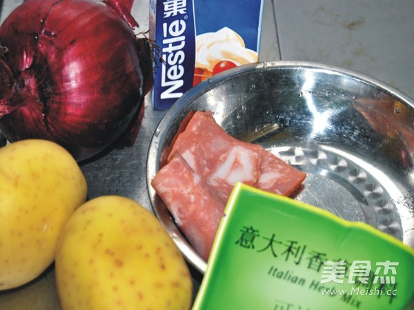 培根土豆濃湯的做法-咸鮮味煮菜譜-易網<a href=http://www.jsjjzhkt.cn/ target=_blank class=infotextkey>健康養生</a>網 培根土豆濃湯的做法-咸鮮味煮菜譜