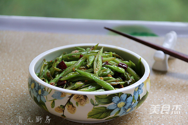 干煸扁豆絲的做法-香辣味炒菜譜-易網(wǎng)健康養(yǎng)生網(wǎng) 干煸扁豆絲的做法-香辣味炒菜譜