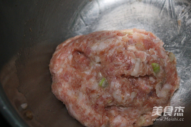 蟲草白菜木耳肉丸粉絲湯的做法-家常味砂鍋菜譜