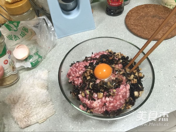 三鮮餃子的做法-家常味煮菜譜-易網健康養生網 三鮮餃子的做法-家常味煮菜譜