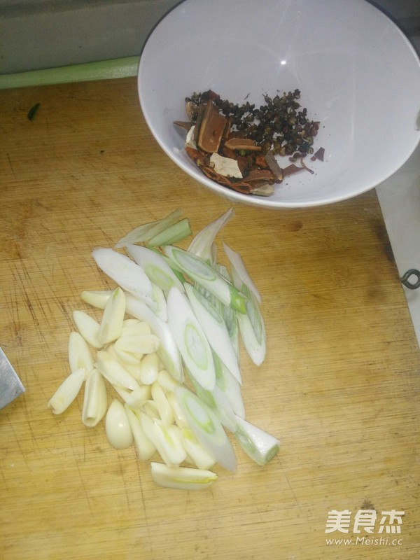 排骨燉冬瓜的做法-家常味燉菜譜