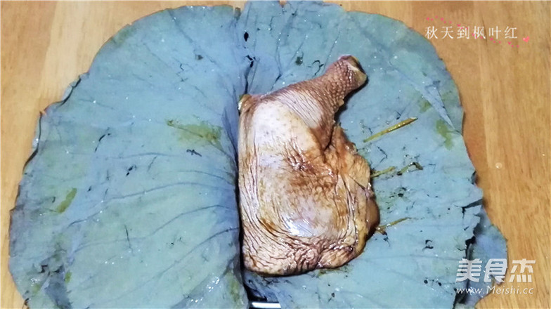 荷葉香酥雞腿的做法-其它口味燉菜譜-易網健康養生網 荷葉香酥雞腿的做法-其它口味燉菜譜