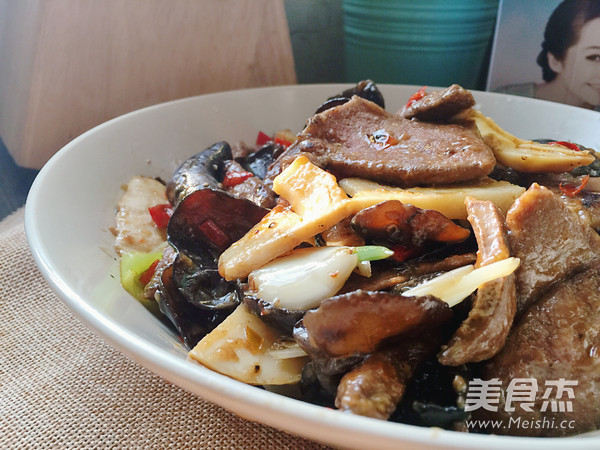 火爆豬肝的做法-香辣味炒菜譜