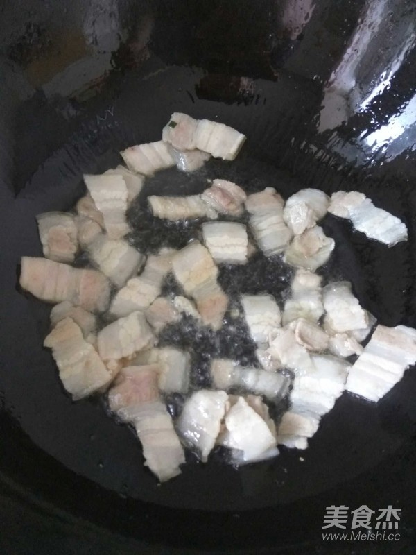 肉炒有機(jī)菜花的做法-家常味炒菜譜