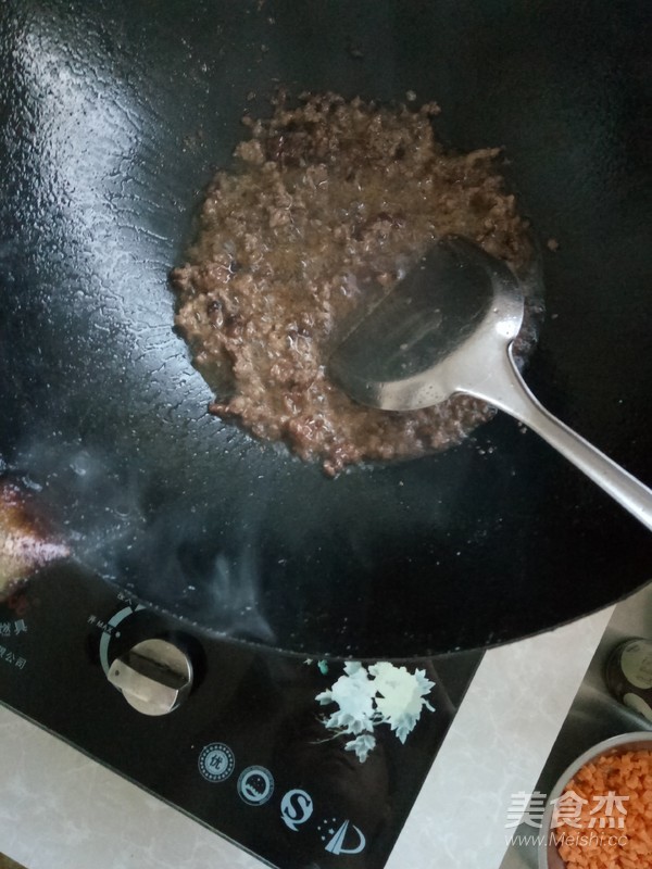 雜蔬牛肉醬意面的做法-黑椒味醬菜譜-易網(wǎng)健康養(yǎng)生網(wǎng) 雜蔬牛肉醬意面的做法-黑椒味醬菜譜