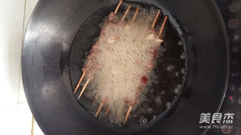 干炸羊肉串的做法-咸鮮味炸菜譜