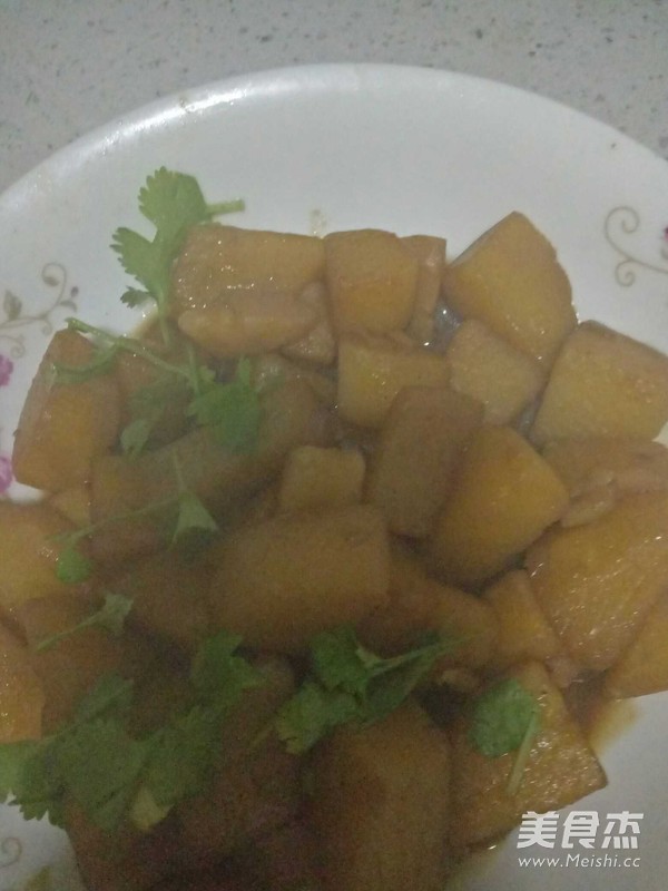 紅燒土豆塊的做法-醬香味燒菜譜-易網健康養生網 紅燒土豆塊的做法-醬香味燒菜譜