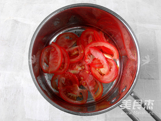 番茄煮雞翅的做法-家常味煮菜譜