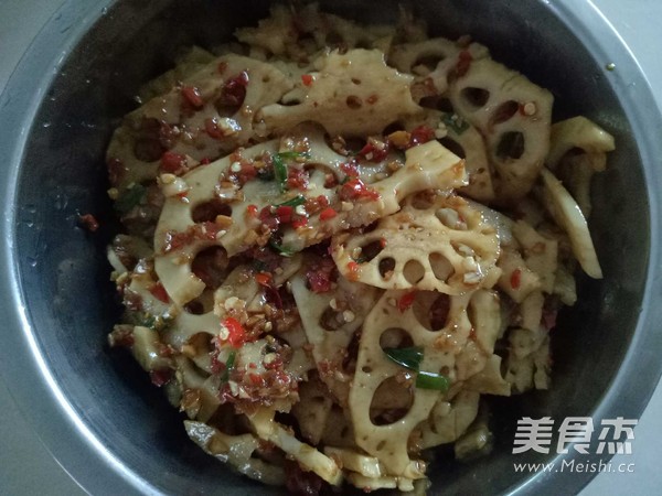 涼拌藕片的做法-酸辣味拌菜譜