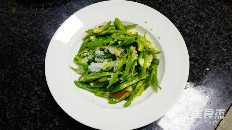 辣椒炒肉的做法-蒜香味炒菜譜-易網<a href=http://www.jsjjzhkt.cn/ target=_blank class=infotextkey>健康養生</a>網 辣椒炒肉的做法-蒜香味炒菜譜