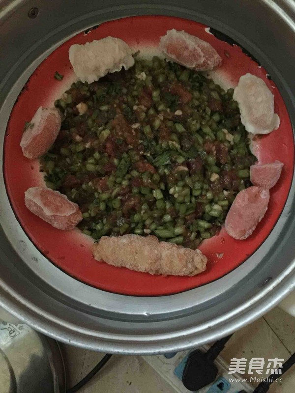 蒿子桿蒸肉餅的做法-咸鮮味蒸菜譜