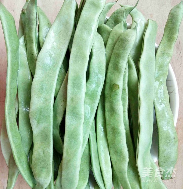 蒜香扁豆木耳腐竹拌菜的做法-咸鮮味拌菜譜