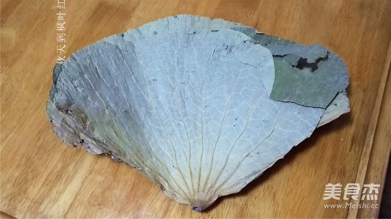 荷葉香酥雞腿的做法-其它口味燉菜譜-易網健康養生網 荷葉香酥雞腿的做法-其它口味燉菜譜