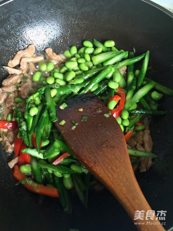 蘆筍肉絲的做法-家常味炒菜譜-易網(wǎng)健康養(yǎng)生網(wǎng) 蘆筍肉絲的做法-家常味炒菜譜