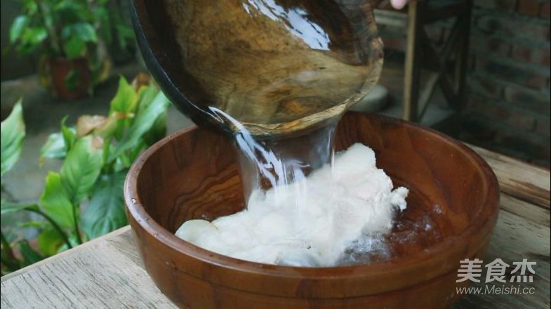 筍干炒回鍋肉的做法-家常味炒菜譜-易網(wǎng)健康養(yǎng)生網(wǎng) 筍干炒回鍋肉的做法-家常味炒菜譜