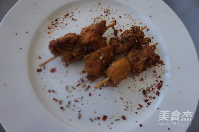 谷雨孜然香辣牙簽肉的做法-香辣味炸菜譜