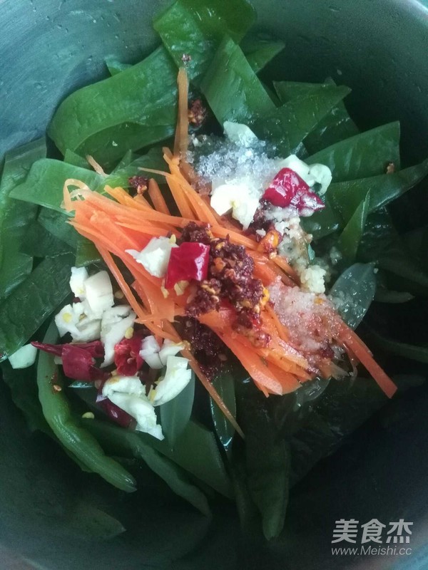 涼拌裙帶菜的做法-酸辣味拌菜譜-易網健康養生網 涼拌裙帶菜的做法-酸辣味拌菜譜