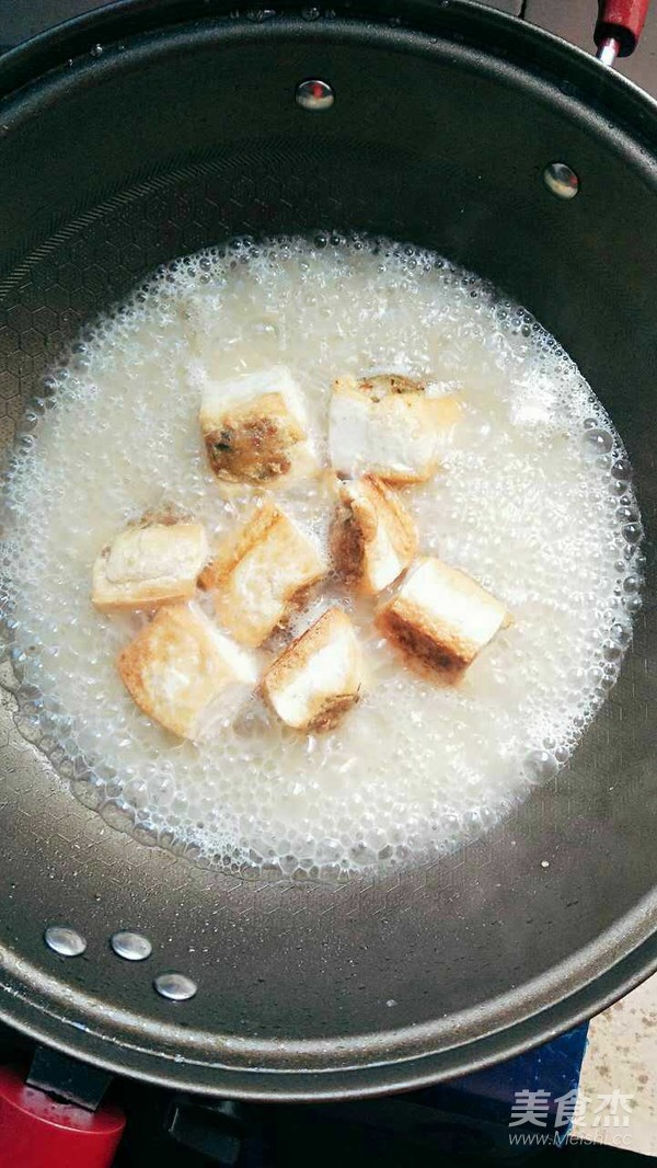 豆腐盒子的做法-蔥香味煲菜譜