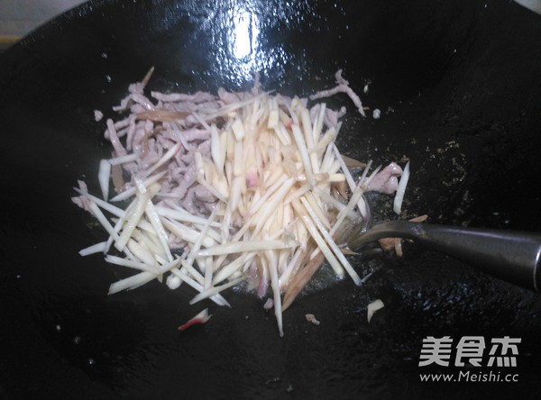 仔姜肉絲的做法-家常味炒菜譜-易網健康養生網 仔姜肉絲的做法-家常味炒菜譜
