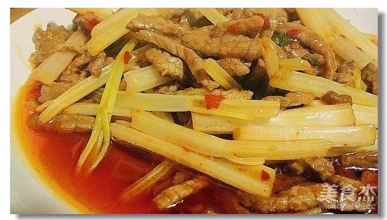 芹菜炒牛肉的做法-家常味炒菜譜-易網(wǎng)健康養(yǎng)生網(wǎng) 芹菜炒牛肉的做法-家常味炒菜譜