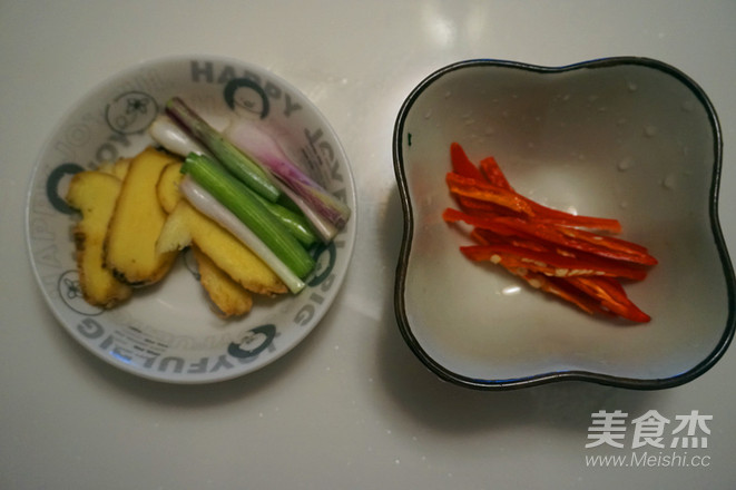 清蒸多寶魚的做法-家常味蒸菜譜-易網(wǎng)健康養(yǎng)生網(wǎng) 清蒸多寶魚的做法-家常味蒸菜譜