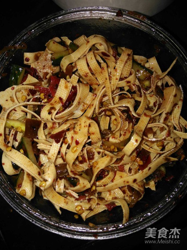 涼拌豆皮的做法-麻辣味煮菜譜-易網(wǎng)健康養(yǎng)生網(wǎng) 涼拌豆皮的做法-麻辣味煮菜譜