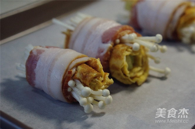 雞蛋培根卷的做法-黑椒味烤菜譜-易網健康養生網 雞蛋培根卷的做法-黑椒味烤菜譜