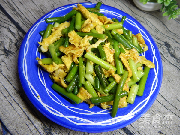 蒜苔炒雞蛋的做法-咸鮮味炒菜譜-易網(wǎng)健康養(yǎng)生網(wǎng) 蒜苔炒雞蛋的做法-咸鮮味炒菜譜