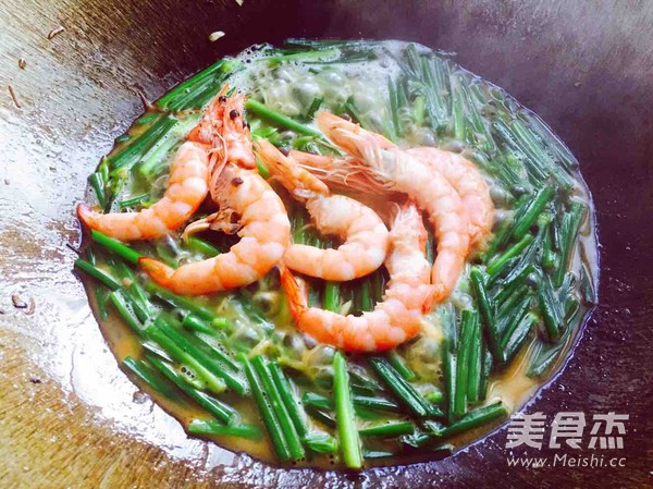 韭菜花炒蝦的做法-家常味炒菜譜-易網(wǎng)健康養(yǎng)生網(wǎng) 韭菜花炒蝦的做法-家常味炒菜譜