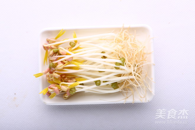 快炒綠豆芽的做法-家常味炒菜譜-易網健康養生網 快炒綠豆芽的做法-家常味炒菜譜