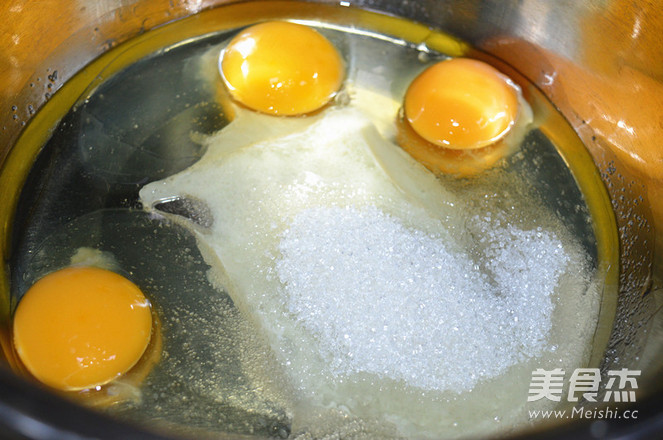 好吃不上火的蔓越莓蒸蛋糕的做法-甜味蒸菜譜-易網(wǎng)健康養(yǎng)生網(wǎng) 好吃不上火的蔓越莓蒸蛋糕的做法-甜味蒸菜譜