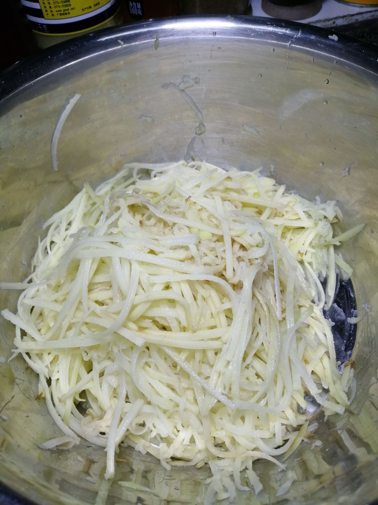 涼拌金絲的做法-酸甜味拌菜譜