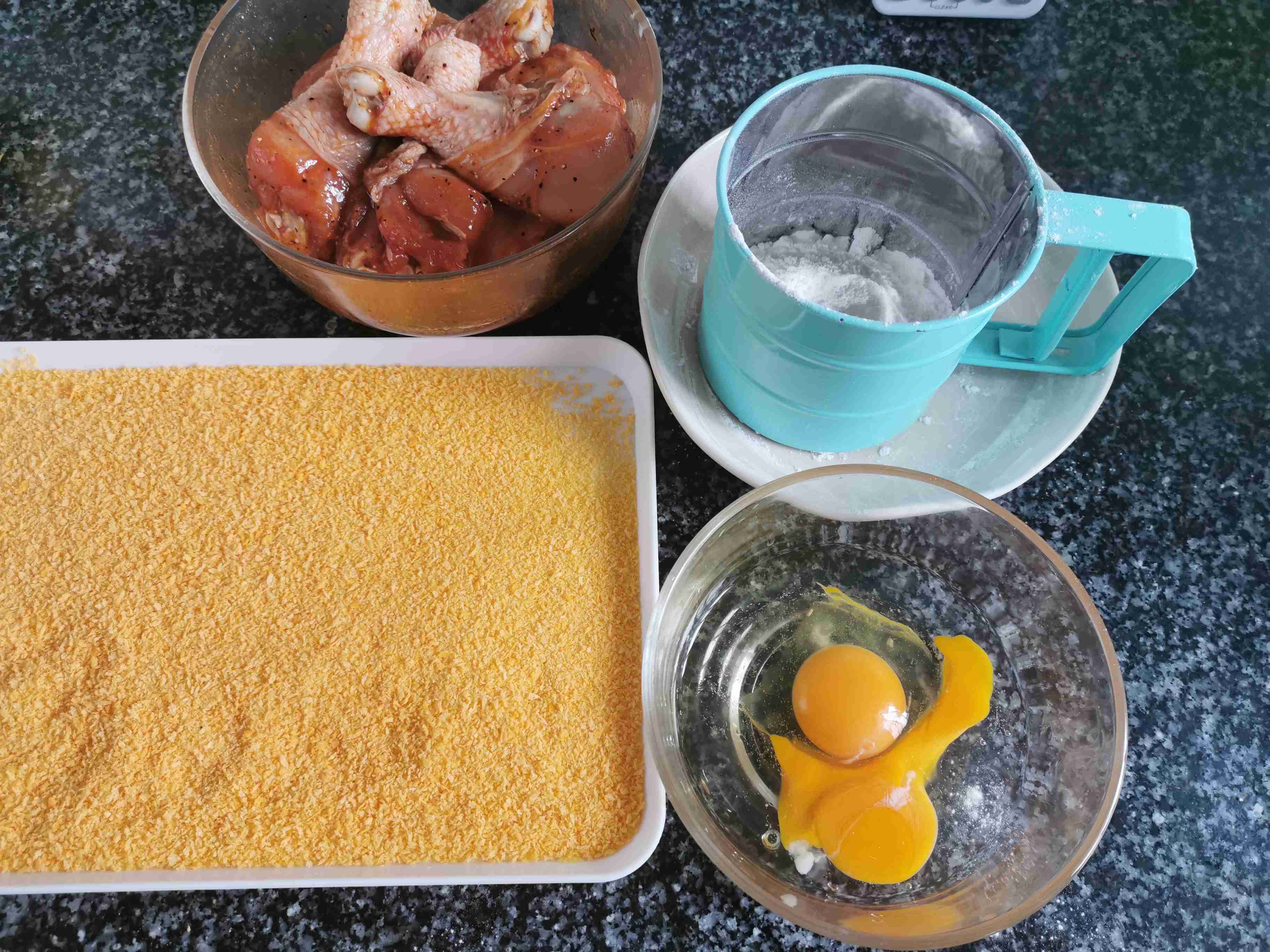 脆皮雞腿的做法-黑椒味炸菜譜-易網健康養生網 脆皮雞腿的做法-黑椒味炸菜譜