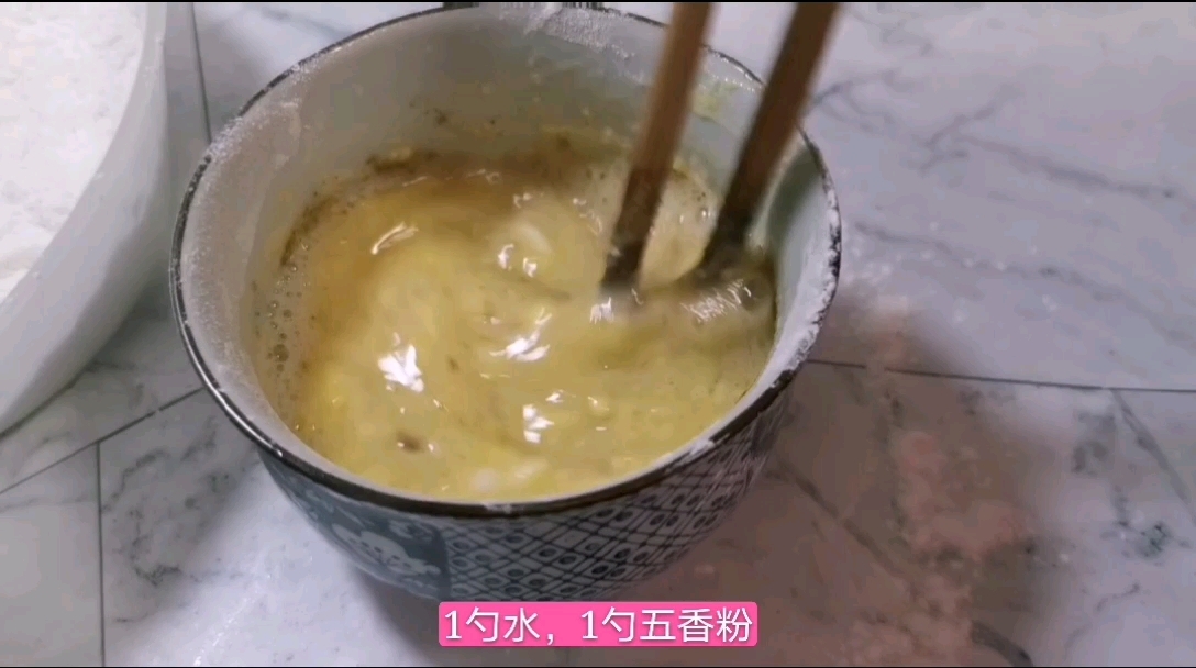 炸雞腿的做法-咸鮮味炸菜譜-易網健康養生網 炸雞腿的做法-咸鮮味炸菜譜