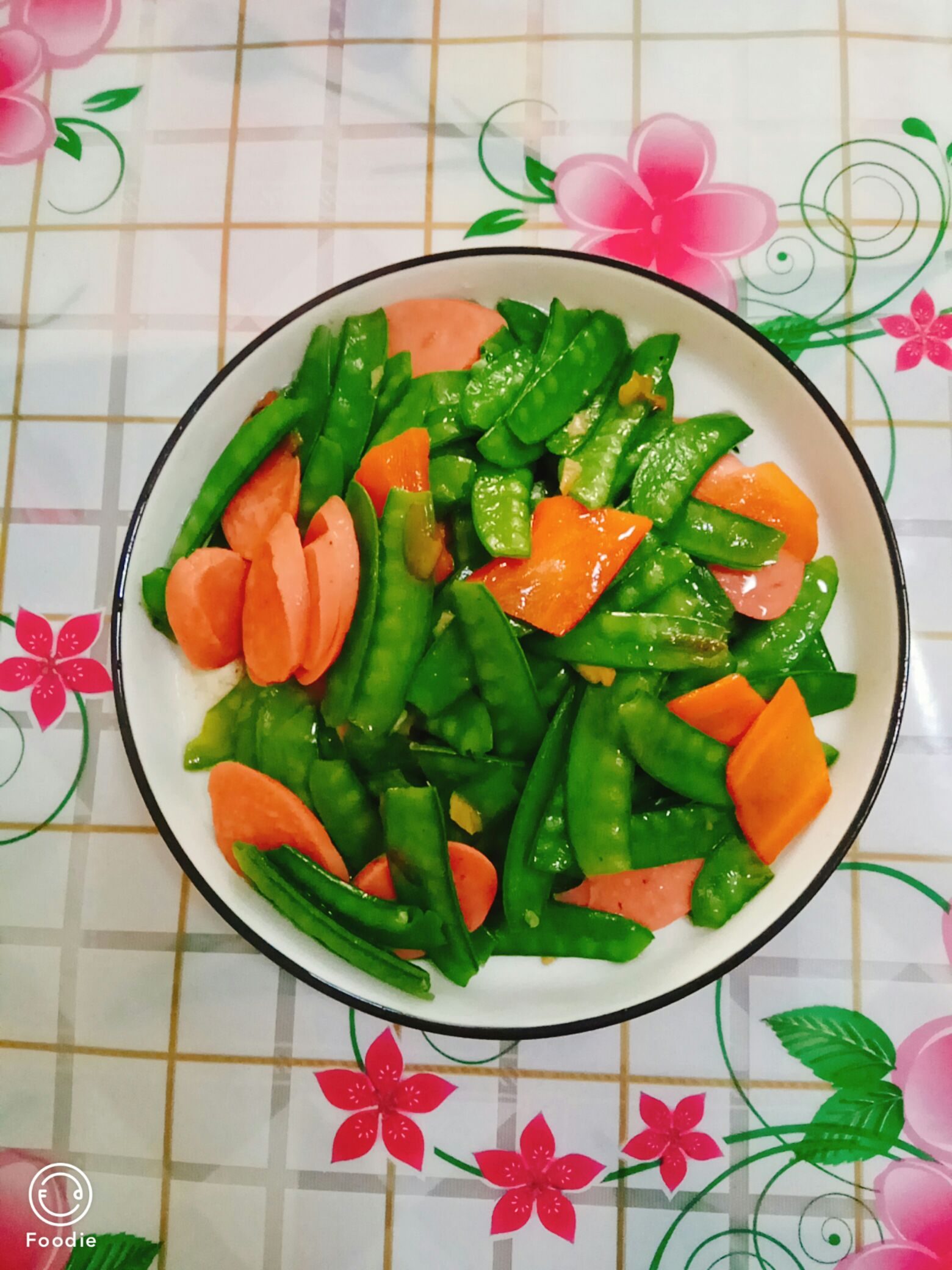 荷蘭豆火腿腸的做法-家常味炒菜譜