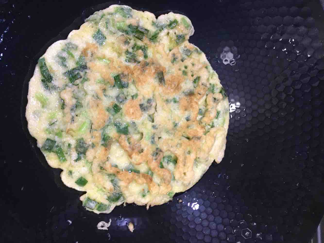 韭菜雞蛋餅的做法-咸鮮味煎菜譜-易網健康養生網 韭菜雞蛋餅的做法-咸鮮味煎菜譜