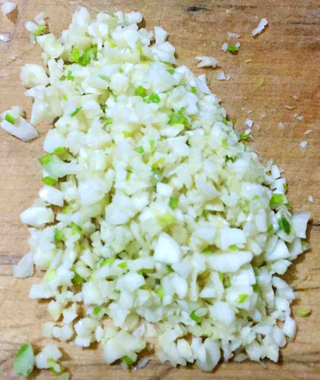 蒜蓉海蝦蒸金針菇的做法-家常味蒸菜譜-易網(wǎng)健康養(yǎng)生網(wǎng) 蒜蓉海蝦蒸金針菇的做法-家常味蒸菜譜