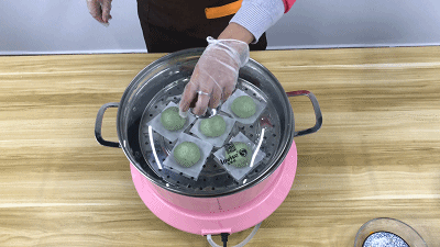 網(wǎng)紅咸蛋黃肉松青團(tuán)的做法-咸鮮味蒸菜譜