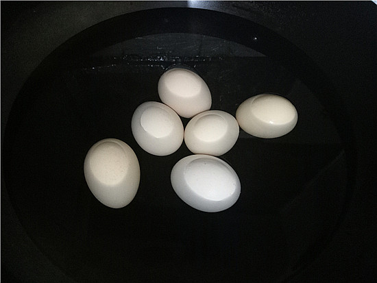 鹵鴨掌鴨翅的做法-五香味鹵菜譜-易網<a href=http://www.jsjjzhkt.cn/ target=_blank class=infotextkey>健康養生</a>網 鹵鴨掌鴨翅的做法-五香味鹵菜譜