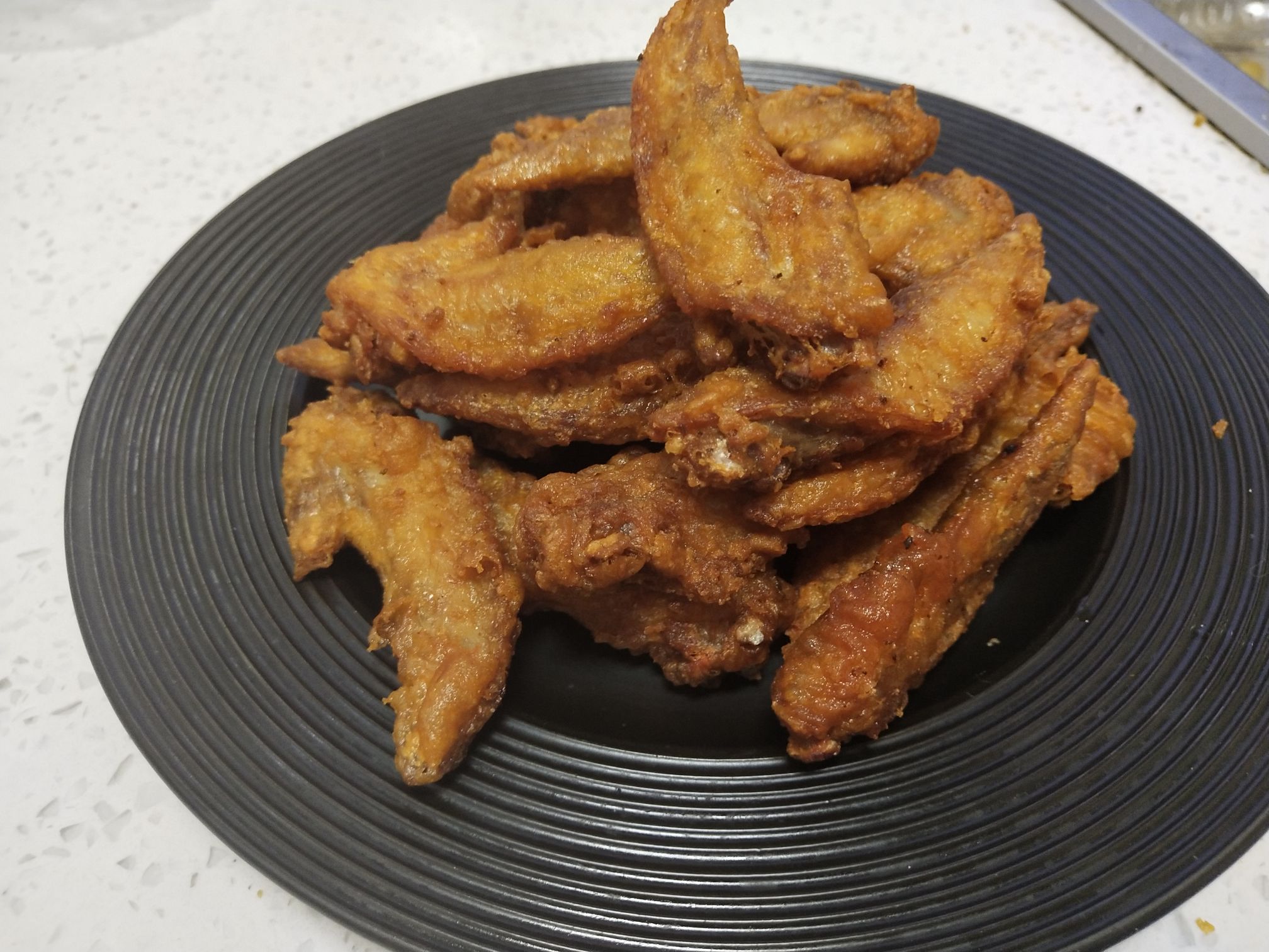 飄香酥炸雞翅尖的做法-家常味炸菜譜