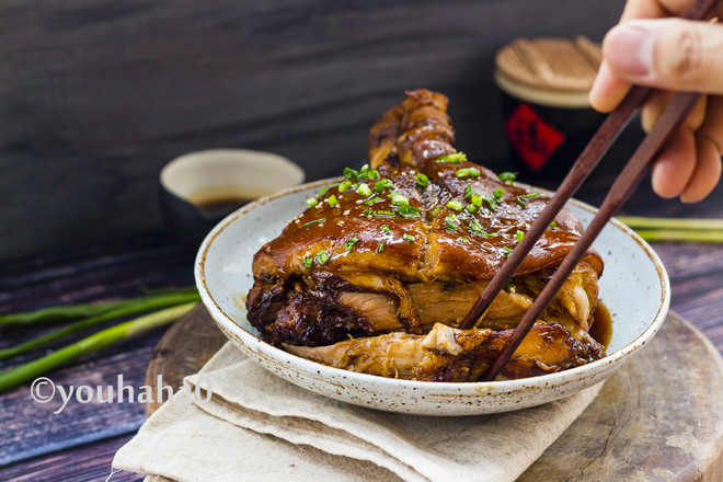 東坡發(fā)財(cái)肘子的做法-家常味燉菜譜-易網(wǎng)健康養(yǎng)生網(wǎng) 東坡發(fā)財(cái)肘子的做法-家常味燉菜譜